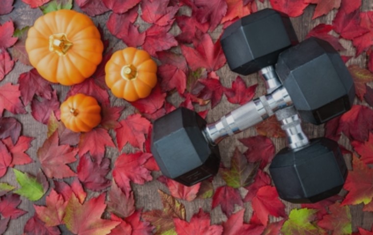 5 HEALTHY CHOICES TO MAKE THIS THANKSGIVING (FROM THE PERSONAL TRAINERS AT GYMGUYZ)