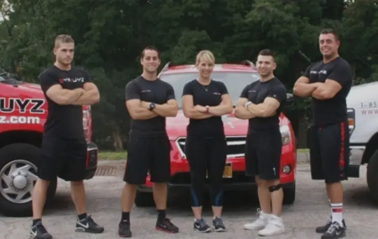 HOW TO GET THE BEST EMPLOYEES (IN THE WORLD)