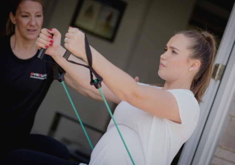 WHY GYMGUYZ IS THE PERFECT FITNESS SOLUTION FOR NEW MOMS